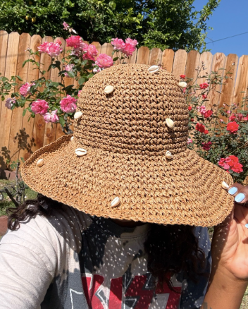 Elliot Sea Shell Straw Bucket
